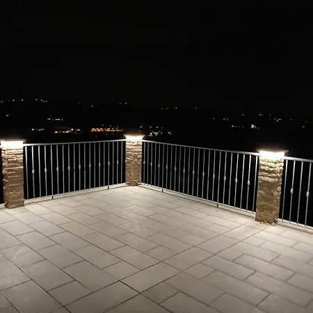 住宿加早餐酒店 La Collina Di Romana 卡斯塔诺兰泽